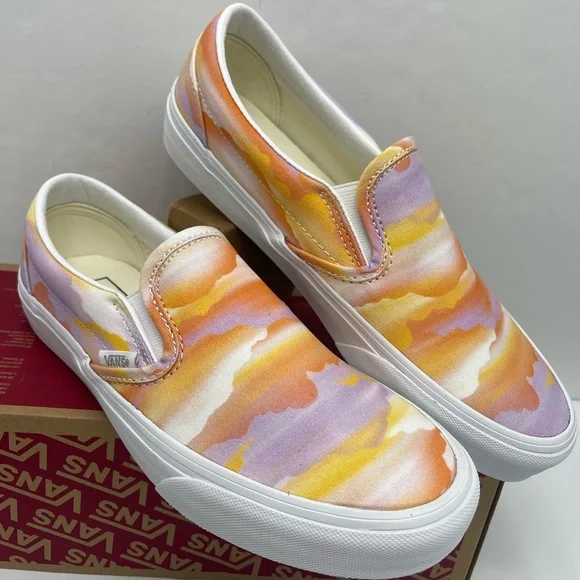 Vans WMNS Classic Slip-On
Festival Dream Multi Sneakers 
VN000BVZCYJ - Picture 4 of 16